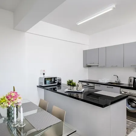 Solaar St Lazarous Apartament *