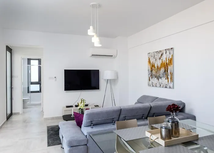 Solaar St Lazarous Larnaca