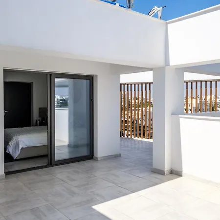 Solaar St Lazarous アパート