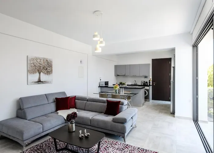 Solaar St Lazarous Апартаменти